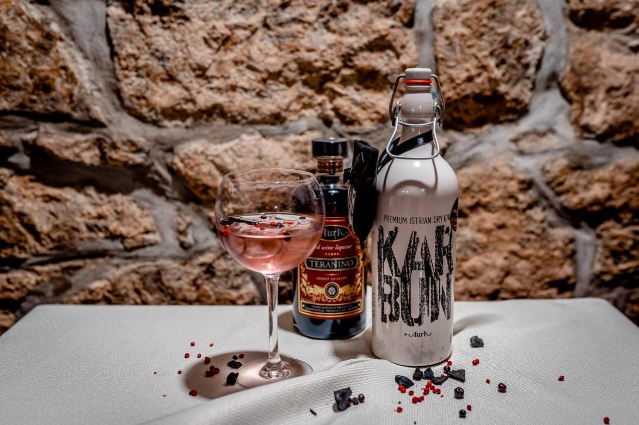 Fužine Sobe "Ela" Bed & Breakfast エクステリア 写真