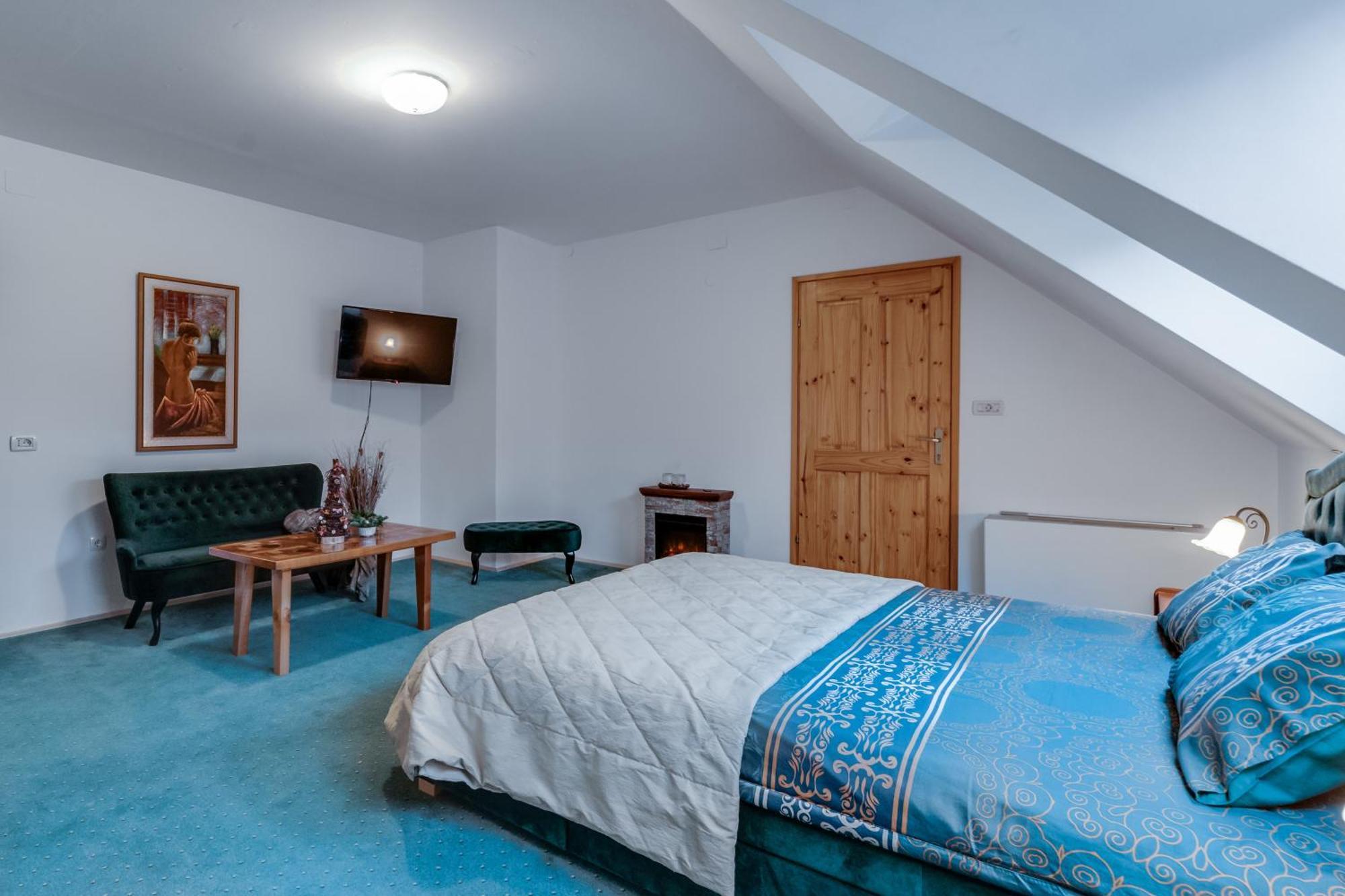 Fužine Sobe "Ela" Bed & Breakfast 部屋 写真
