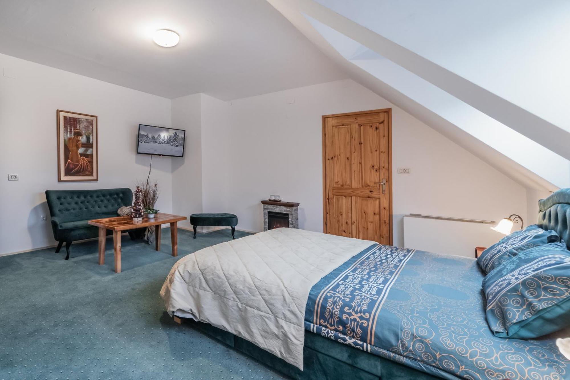 Fužine Sobe "Ela" Bed & Breakfast 部屋 写真